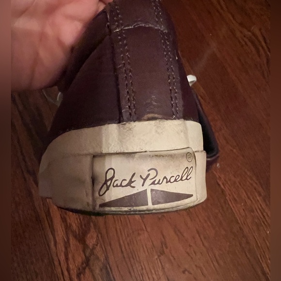 Converse Women Jack Purcell leather low top, lace up sneaker shoes. Size 7 - Picture 6 of 7